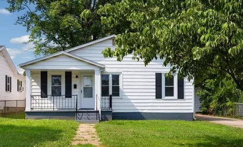 2937 W Walnut St, Springfield, MO 65802 photo 1