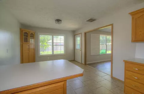 513 Pine St, Willard, MO 65781 photo 6