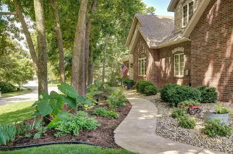4363 E Misty Woods St, Springfield, MO 65809 photo 5