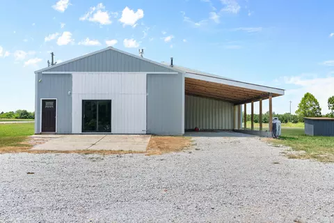 447 Galena Rd, Ozark, MO 65721