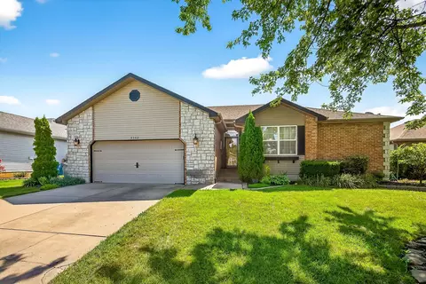 5342 S Tanager Ave, Battlefield, MO 65619