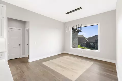 1632 Marlowe Ave, Springfield, MO 65802 photo 8
