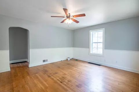 2546 W Walnut St, Springfield, MO 65806 photo 14