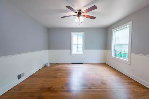 2546 W Walnut St, Springfield, MO 65806 photo 15