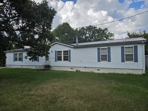 19728 Lawrence 1202, Aurora, MO 65605
