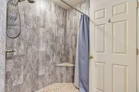 Bath - 26032 State Hwy 39 UNIT 12, Shell Knob, MO 65747 photo 2 of 2