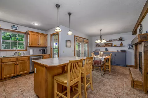 909 S 13th Ave, Ozark, MO 65721 photo 15