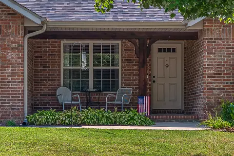 909 S 13th Ave, Ozark, MO 65721 photo 4