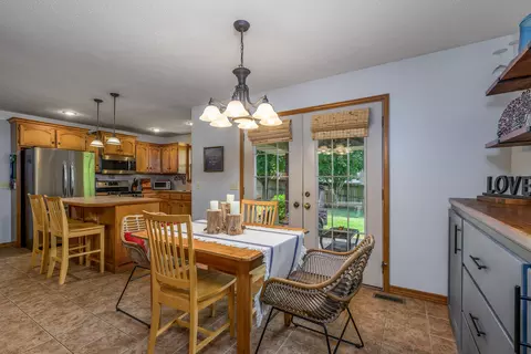 909 S 13th Ave, Ozark, MO 65721 photo 14