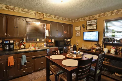 Kitchen - 220 E Berkeley St, Springfield, MO 65807 photo 2 of 4