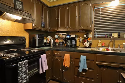 Kitchen - 220 E Berkeley St, Springfield, MO 65807 photo 3 of 4