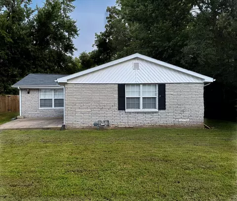 204 E College St, Walnut Grove, MO 65770 photo 2