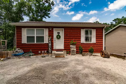 209 Blunk Ter, Forsyth, MO 65653