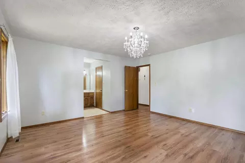 1322 S Sieger Dr, Springfield, MO 65804 photo 11