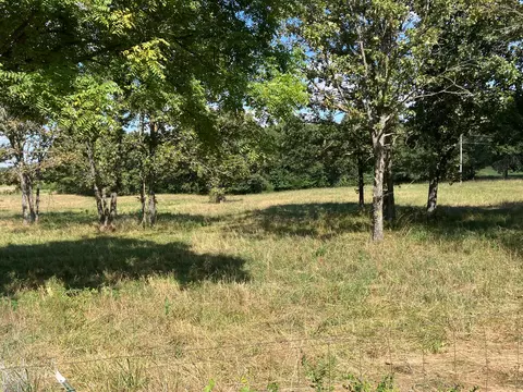 000 Creamery Rd, West Plains, MO 65775