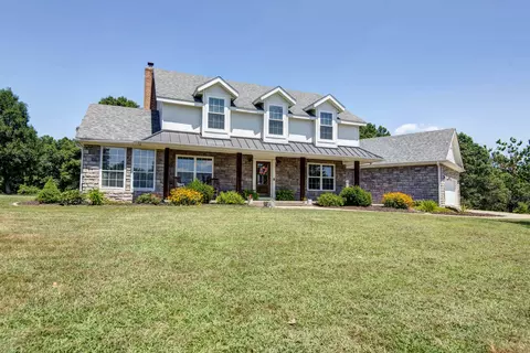 3207 E Covey Ln, Ozark, MO 65721 photo 2
