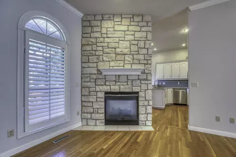 3243 Shady Glen St, Springfield, MO 65804 photo 8