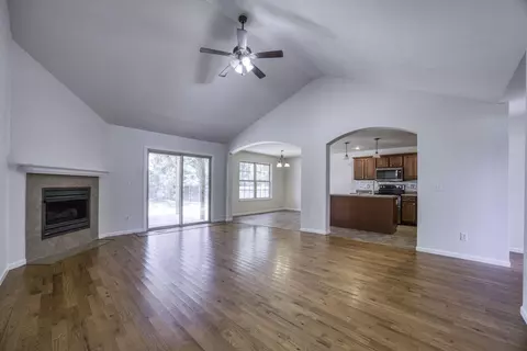 3105 W Garton Rd, Ozark, MO 65721 photo 3