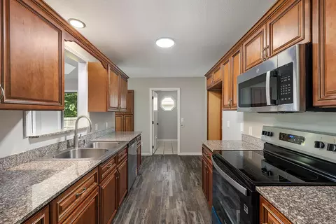 613 Main St, Willard, MO 65781 photo 5