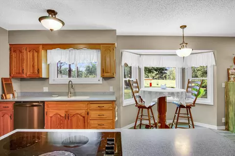 908 Apache Rd, Sparta, MO 65753 photo 13