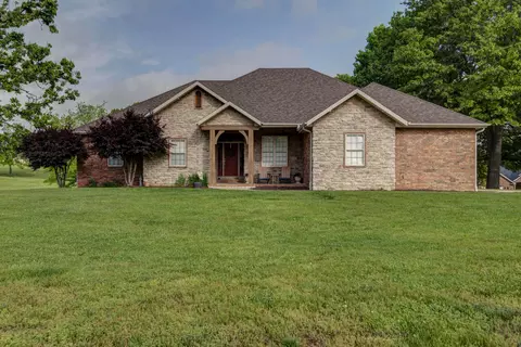 703 Woodwind Dr, Nixa, MO 65714 photo 1