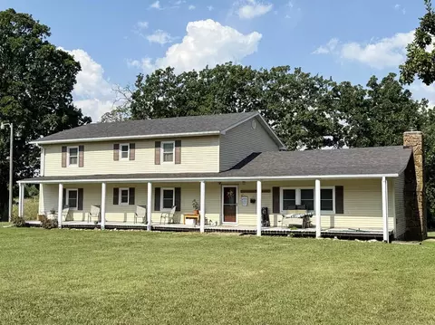 14562 S 3rd St, Stockton, MO 65785