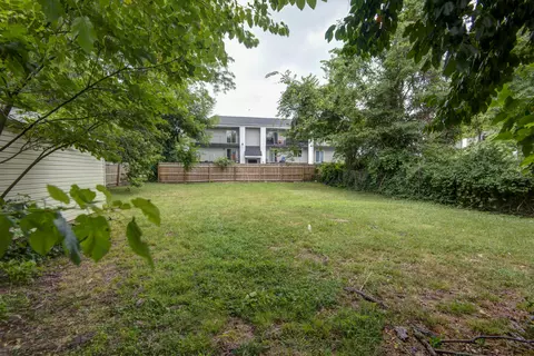 850 S Missouri Ave, Springfield, MO 65806 photo 6