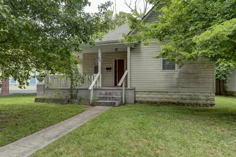 850 S Missouri Ave, Springfield, MO 65806 photo 3