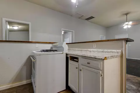 850 S Missouri Ave, Springfield, MO 65806 photo 18