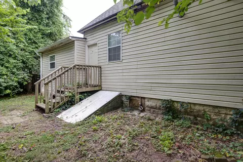 850 S Missouri Ave, Springfield, MO 65806 photo 5