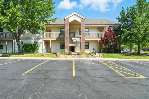 Exterior - 151 Highland Dr #55-3, Branson, MO 65616 photo 3 of 8