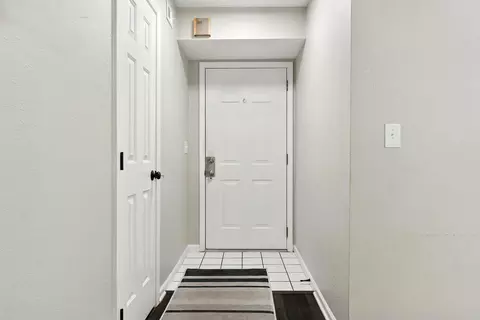 Entry Way - 151 Highland Dr #55-3, Branson, MO 65616 photo 1 of 2