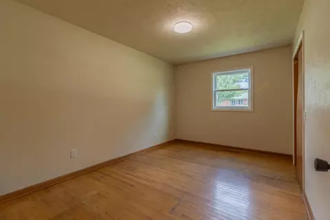 207 Maple St, Lamar, MO 64759 photo 32