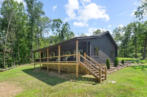 55 Swan Ln, Pineville, MO 64856