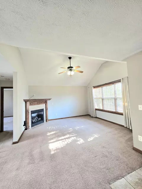 3904 N Grassland Dr, Ozark, MO 65721 photo 5