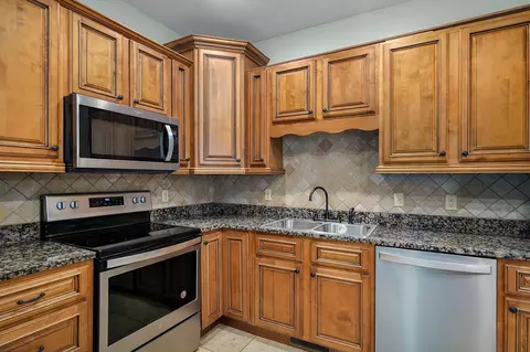 2314 W Deerbrooke Trl, Ozark, MO 65721 photo 7