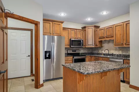 2314 W Deerbrooke Trl, Ozark, MO 65721 photo 8
