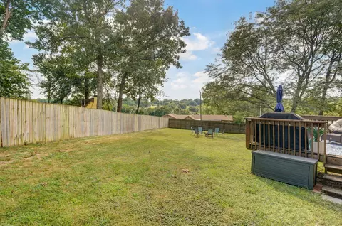 2392 W Cantebury St, Springfield, MO 65810 photo 30