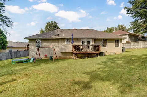 2392 W Cantebury St, Springfield, MO 65810 photo 28