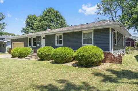 810 N Burton Ave, Springfield, MO 65802 photo 2