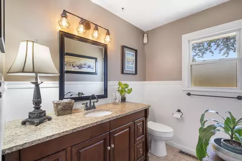 810 N Burton Ave, Springfield, MO 65802 photo 21