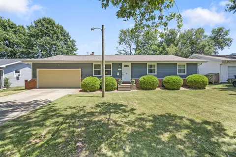 810 N Burton Ave, Springfield, MO 65802 photo 1