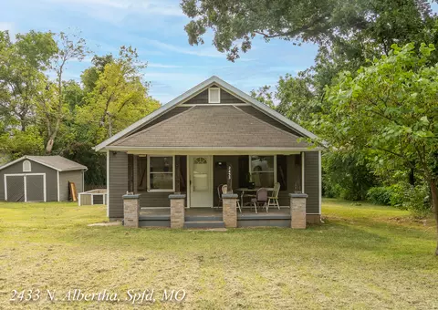 2433 N Albertha Ave, Springfield, MO 65803