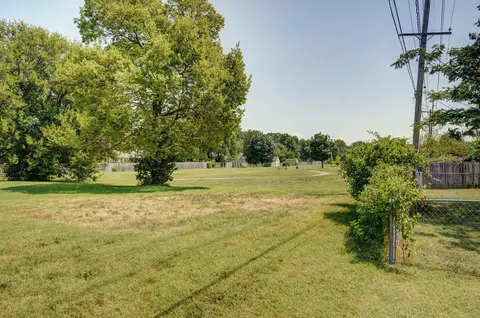 1003-1005 W Edgewood St, Springfield, MO 65807 photo 7