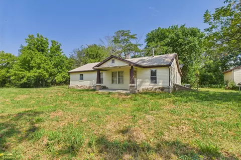 191 Gaddy Ln, Tecumseh, MO 65760