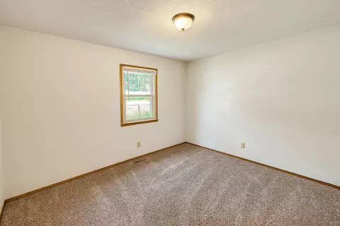 4553 W La Siesta St, Springfield, MO 65802 photo 7