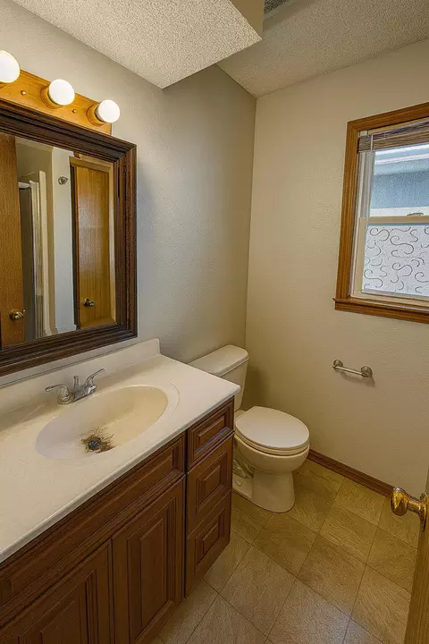 4553 W La Siesta St, Springfield, MO 65802 photo 5