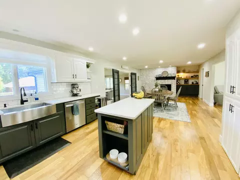 3550 E Whitehall Dr, Springfield, MO 65809 photo 13