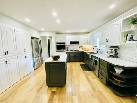 3550 E Whitehall Dr, Springfield, MO 65809 photo 8