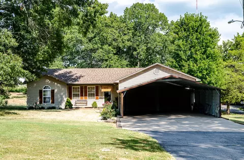 11563 Farm Road 2192, Cassville, MO 65625